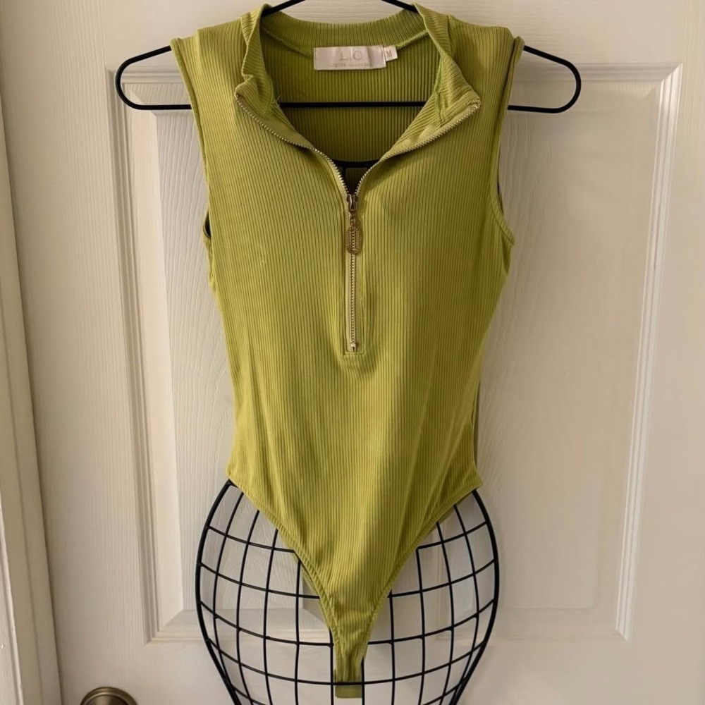 Lizette Collection Chartreuse Green Ribbed Mock Neck Half Zip Bodysuit Medium